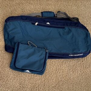 High Sierra Pack-N-Go XL Navy Blue 36" Packable Travel Duffel w/ Toiletry Bag